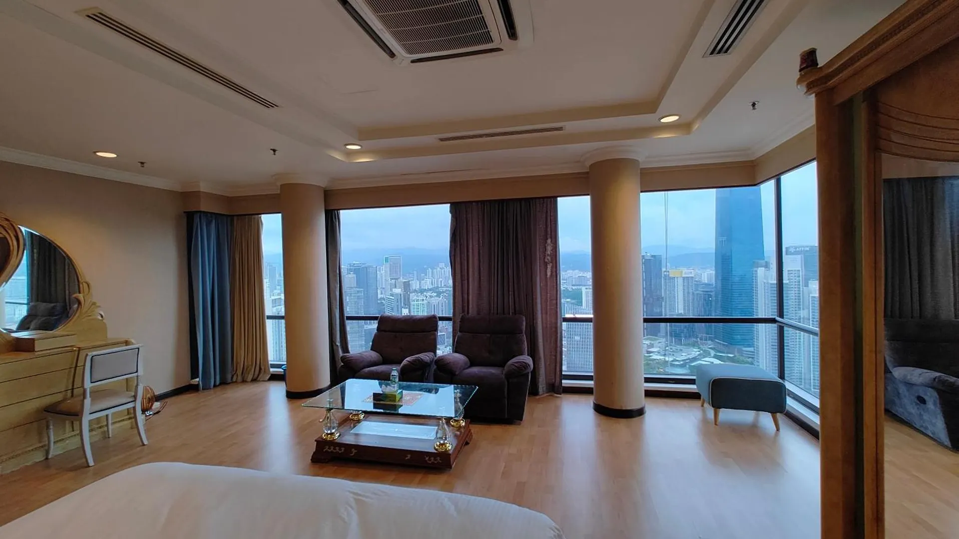 Penthouse Duplex With Klcc Views At Berjaya Times Square Apartment Kuala Lumpur